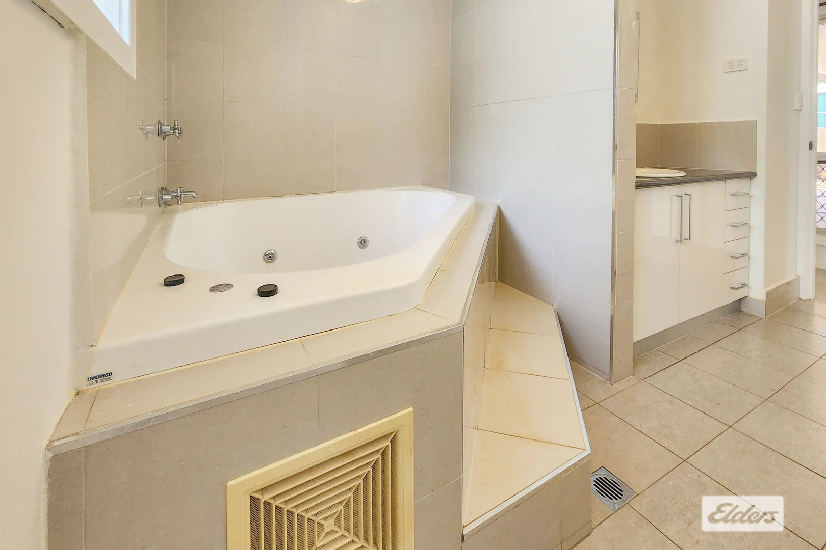 Additional image 10 of 43 Coolibah Circuit, Katherine NT 0850