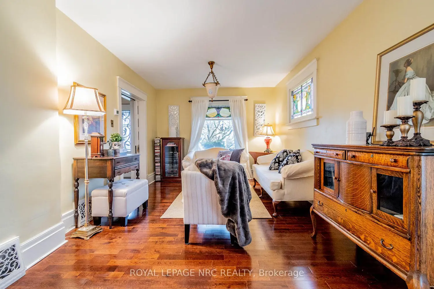 Additional image 5 of 6107 Barker Street