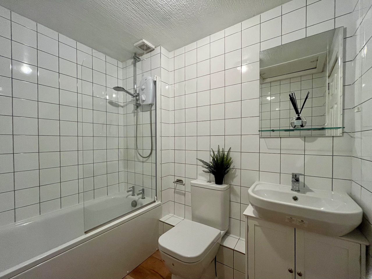 Additional image 6 of 1 Bed Flat, Dundee Street, EH11, N1 7GU