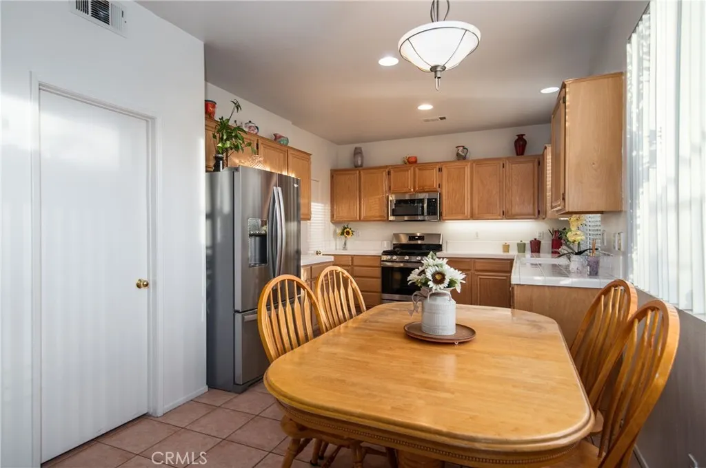 Additional image 13 of 12721 Royal Oak Court, Yucaipa, CA 92399