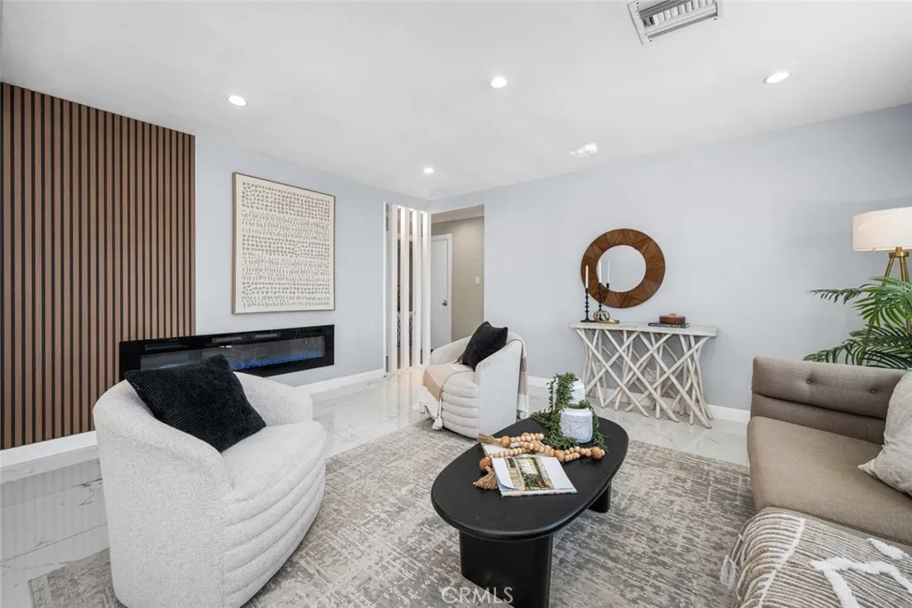 Additional image 10 of 223 West Simmons Avenue, Anaheim, CA 92802