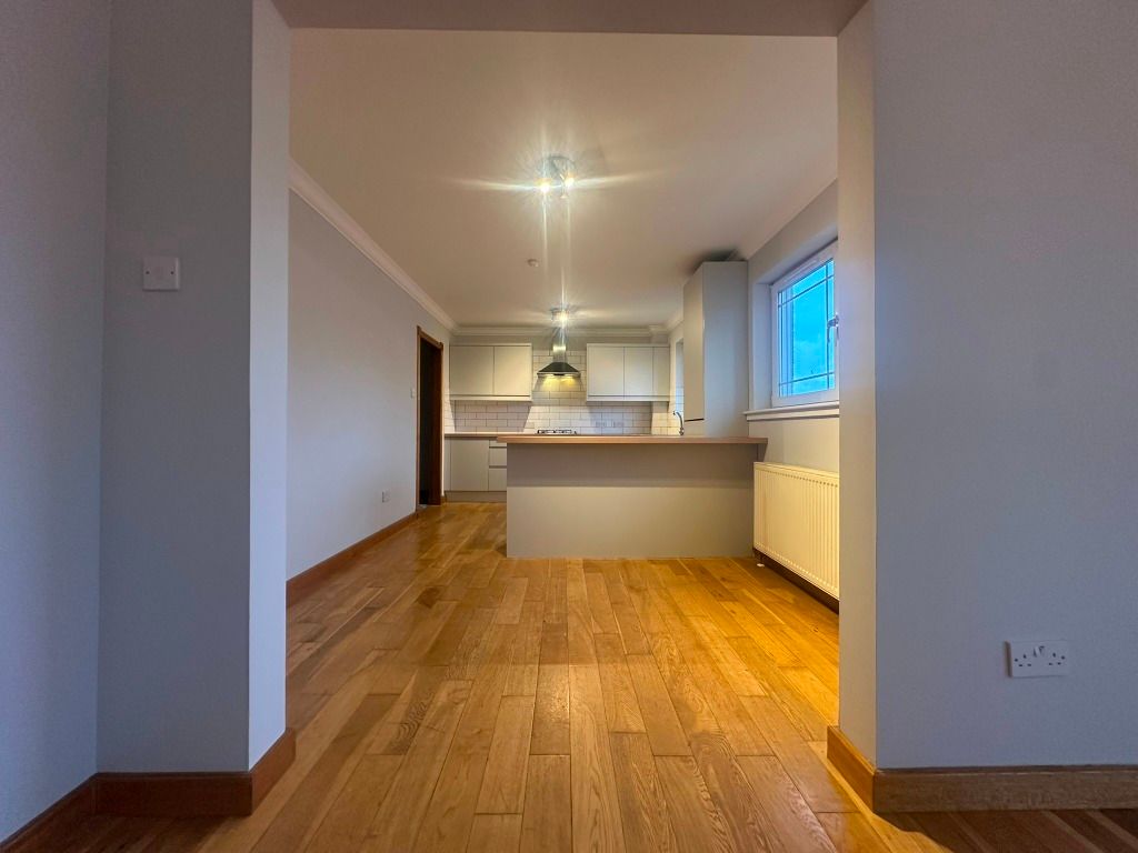 Additional image 7 of 3 bed flat to rentAllands Avenue, Inchinnan, Renfrewshire PA4