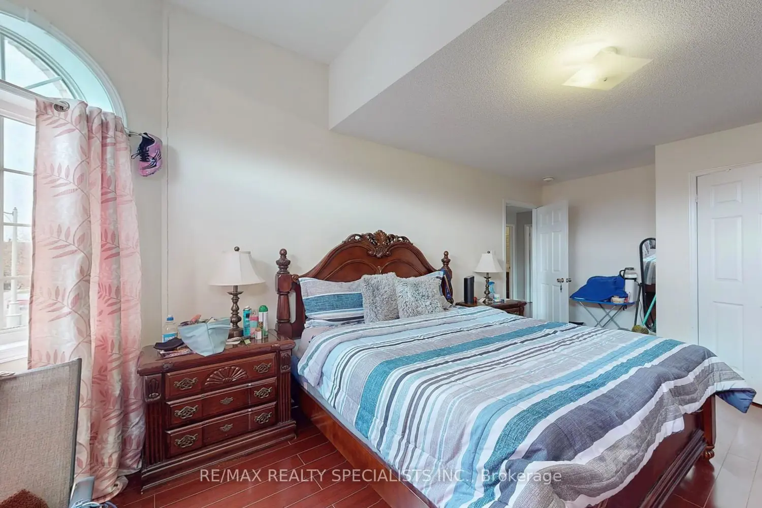 Additional image 12 of 13 Ledgerock Road