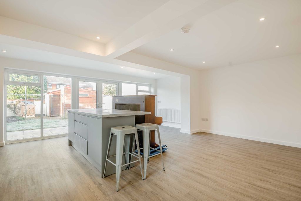 Additional image 9 of 3 bed semi-detached house to rentMaryport Street, Usk NP15