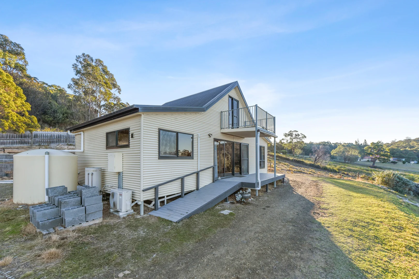 Additional image 27 of 3 Lehner Crescent, Bicheno TAS 7215