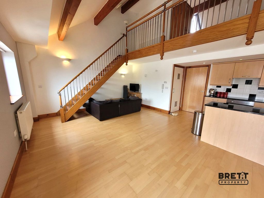 Additional image 3 of 2 bed flat to rent23 Temeraire House, Nelson Quay, Milford Haven SA73