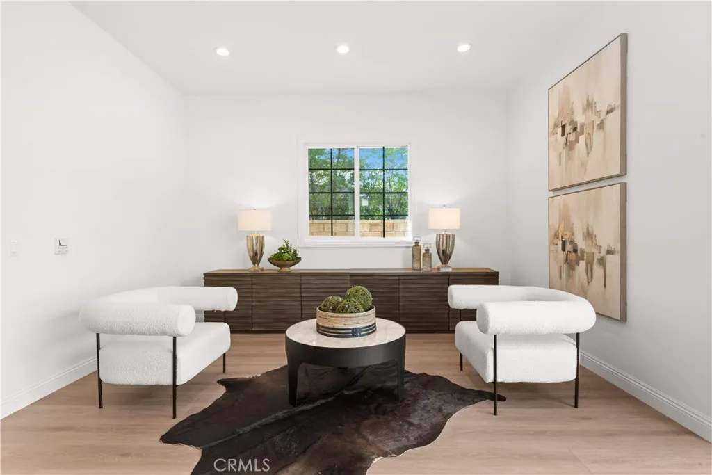 Additional image 101 of 221 Clear Fls, Irvine, CA 92602