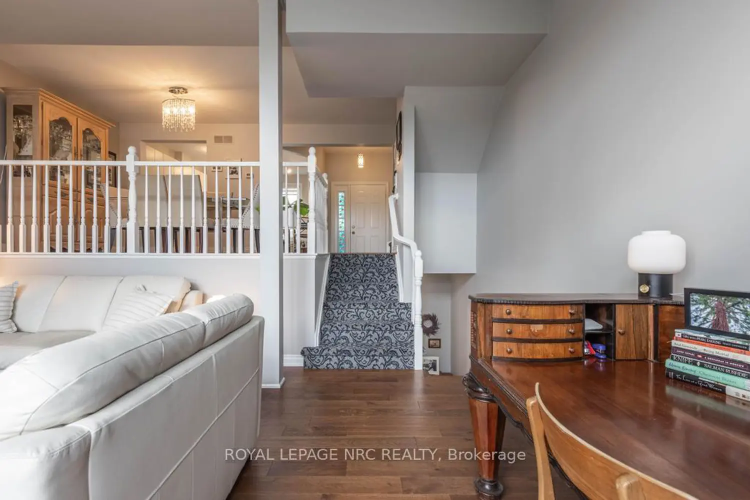 Additional image 9 of 1 Lakeside Drive 13