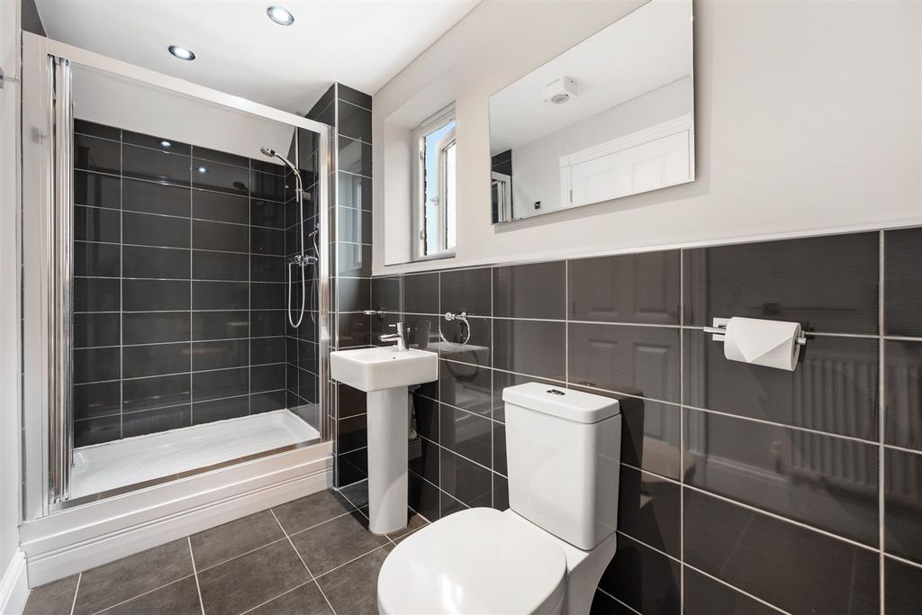 Additional image 18 of 6 bed detached house to rentAspen Drive, Scarcroft, Leeds LS14