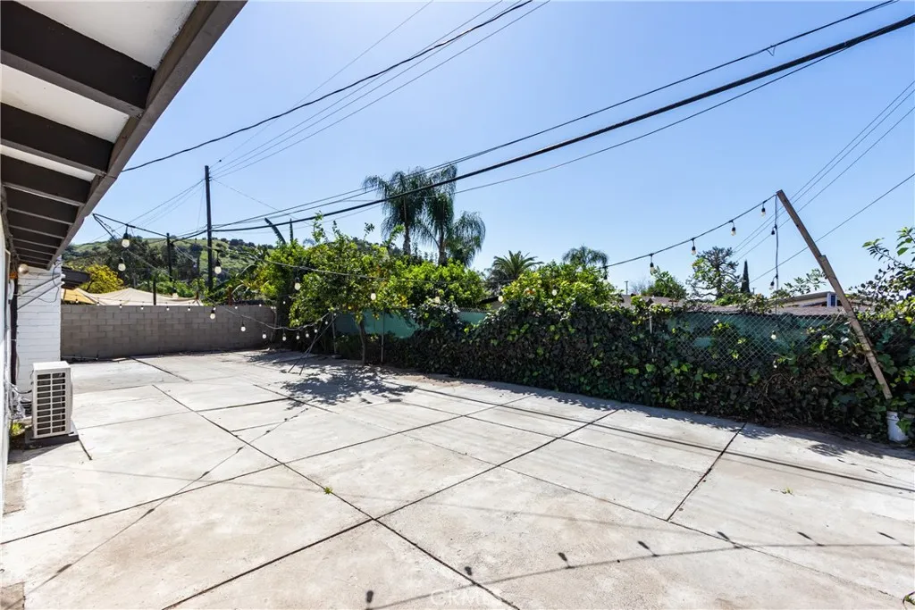 Additional image 33 of 275 Celia St, Pomona, CA 91768