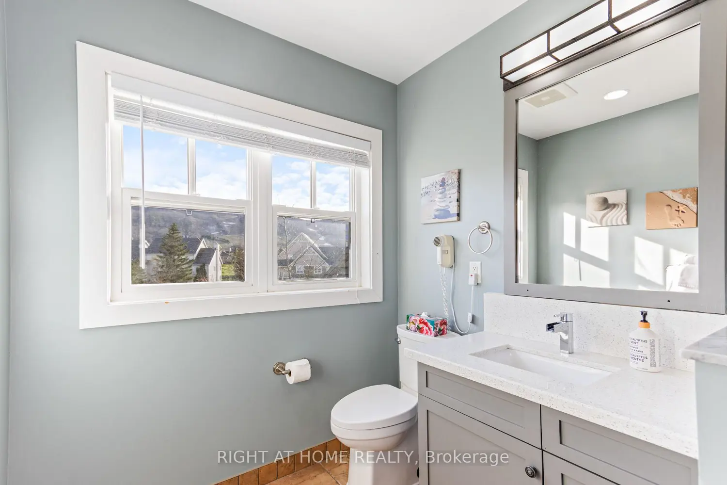 Additional image 10 of 130 Fairway Court 229