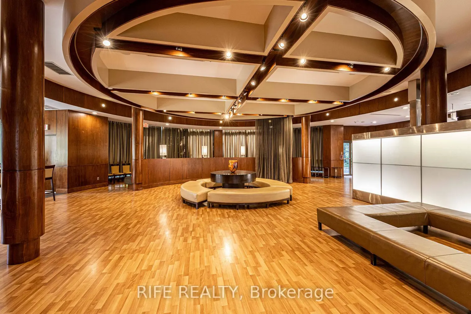 Additional image 16 of 3880 Duke Of York Boulevard Gph10