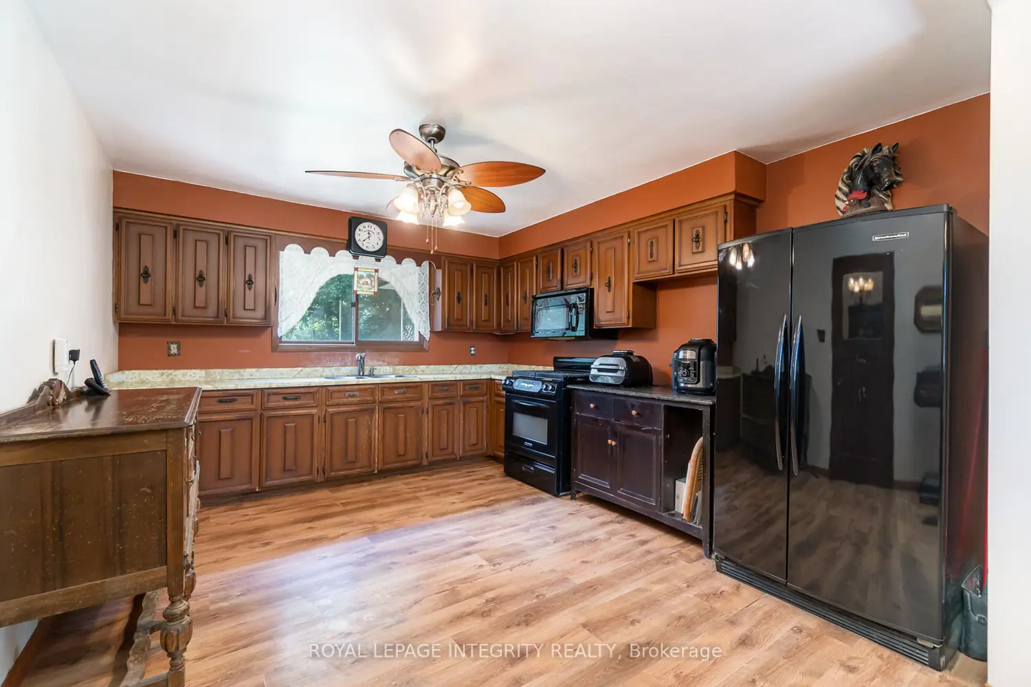 Additional image 4 of 5801 Bossert Road