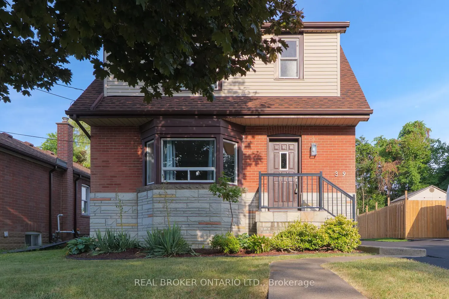 Additional image 20 of 39 Cloverhill Road