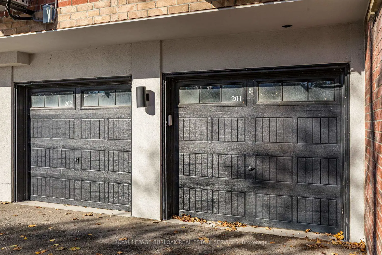 Additional image 4 of 760 Lakeshore Road 201