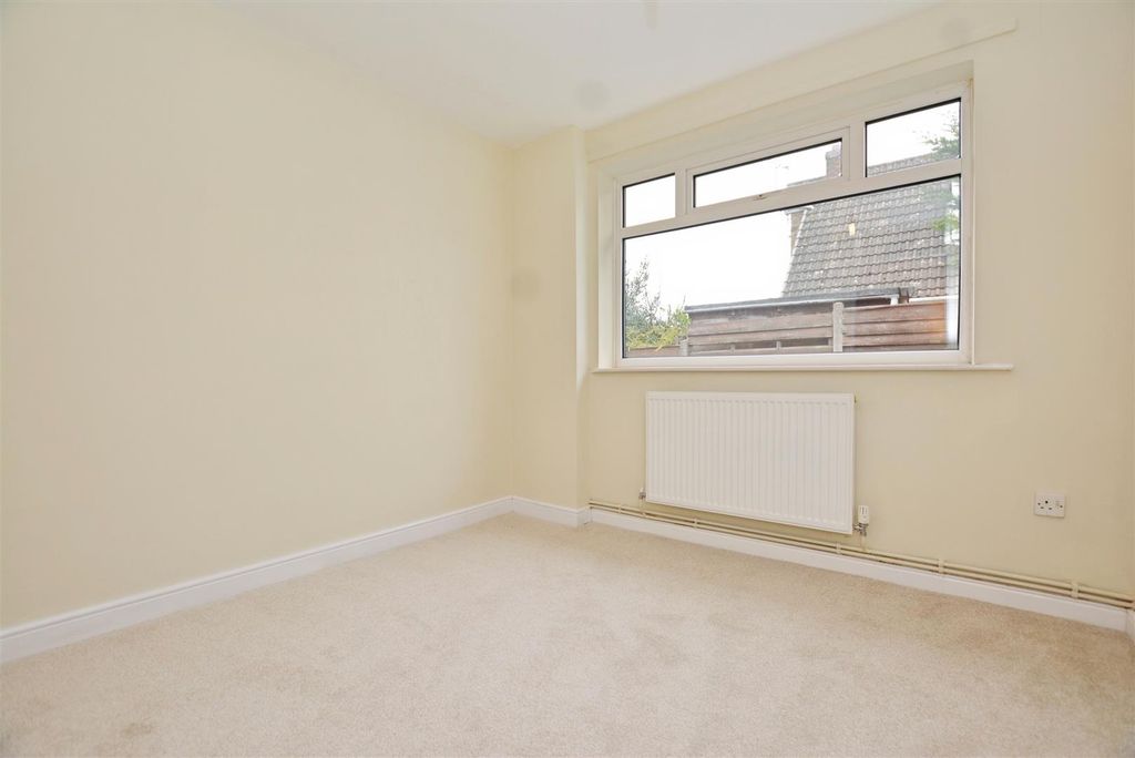 Additional image 9 of 3 bed detached bungalow to rentNorfolk Avenue, Burton-Upon-Stather, Scunthorpe DN15