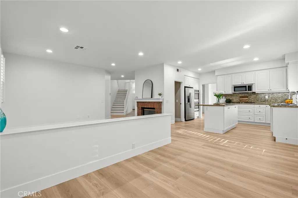 Additional image 16 of 27605 Harwick Pl, Valencia, CA 91354