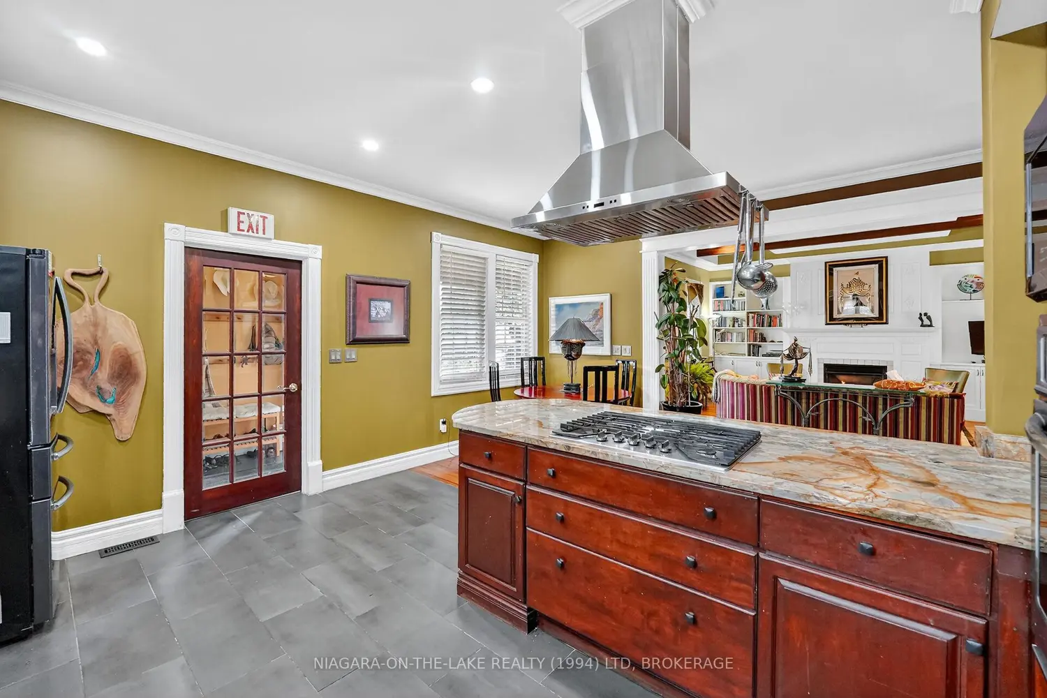 Additional image 2 of 642 Simcoe Street