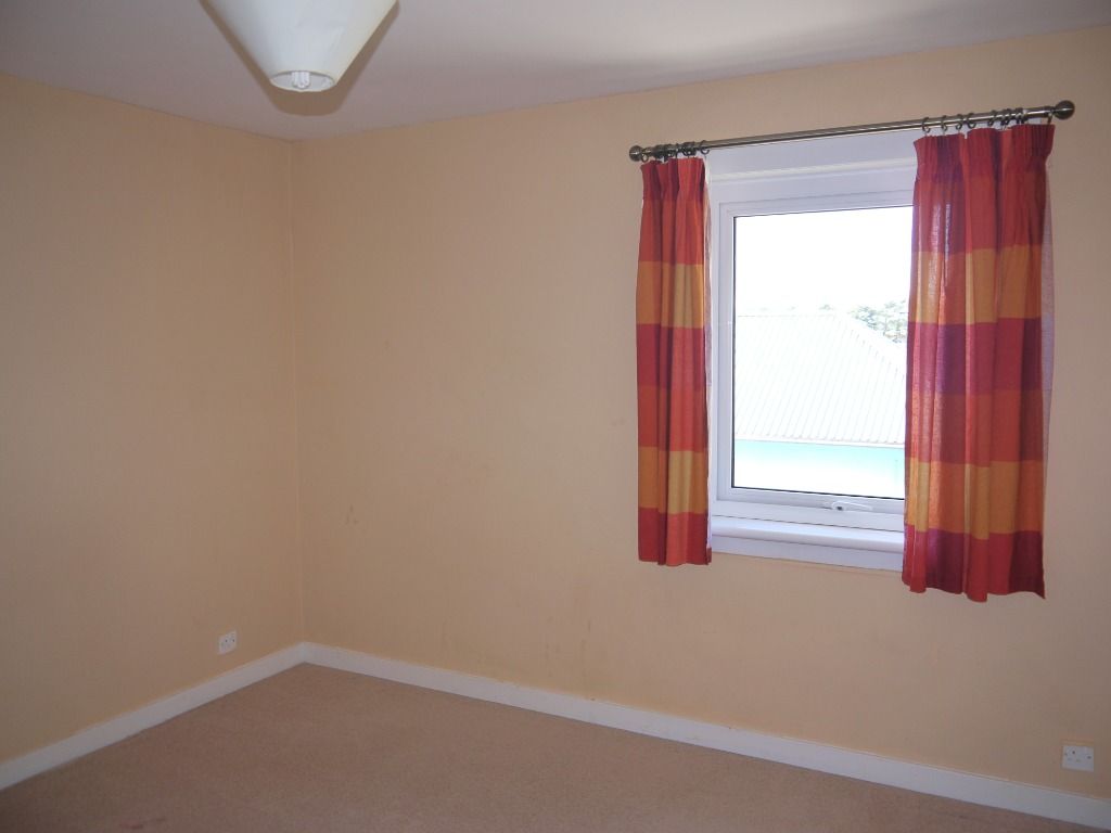 Additional image 2 of 2 bed flat to rentNorth Street, Elgin, Moray IV30