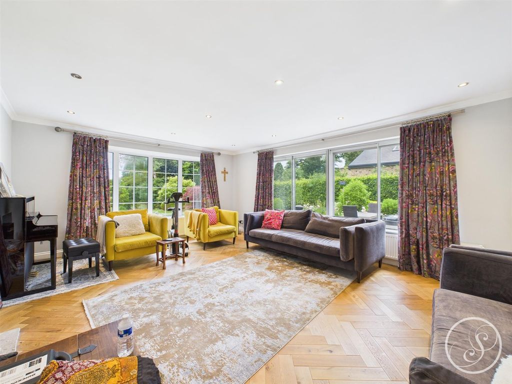 Additional image 14 of 4 bed detached house to rentLing Lane, Scarcroft, Leeds LS14