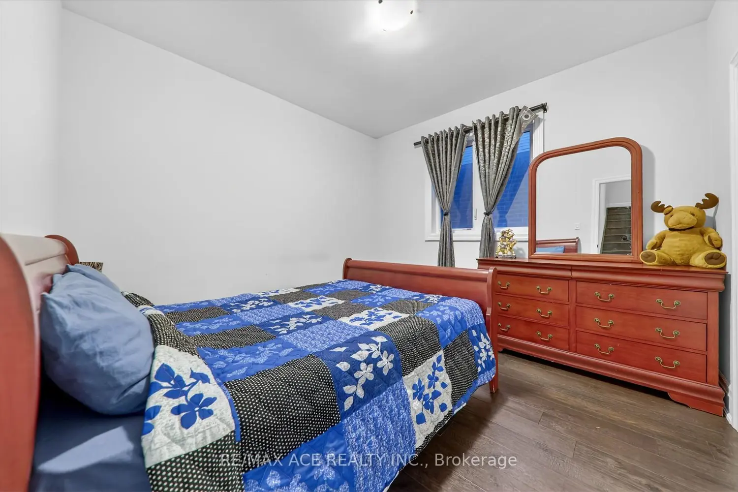 Additional image 12 of 113 Jinnah Avenue