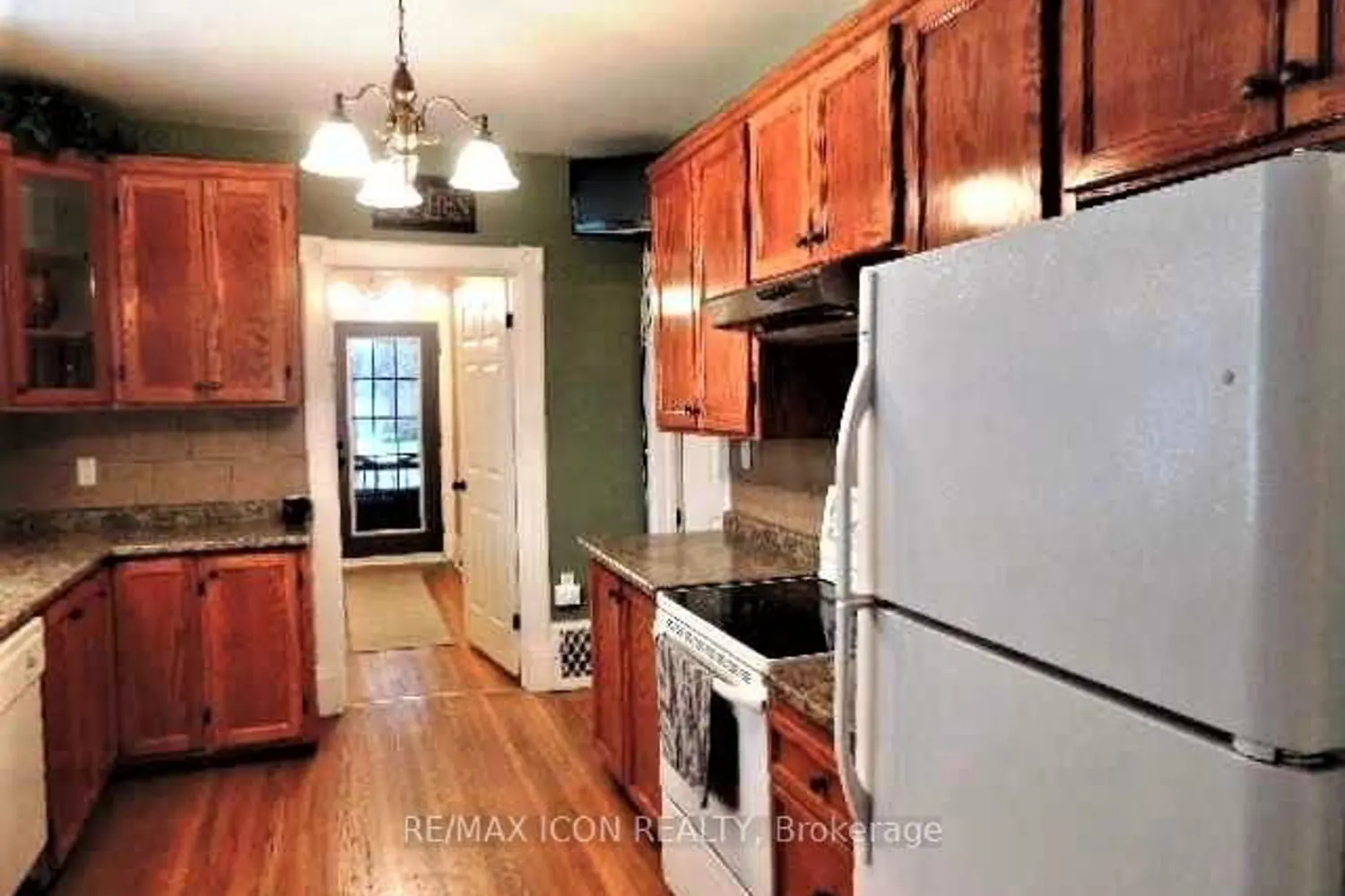 Additional image 15 of 134 Courtland Avenue