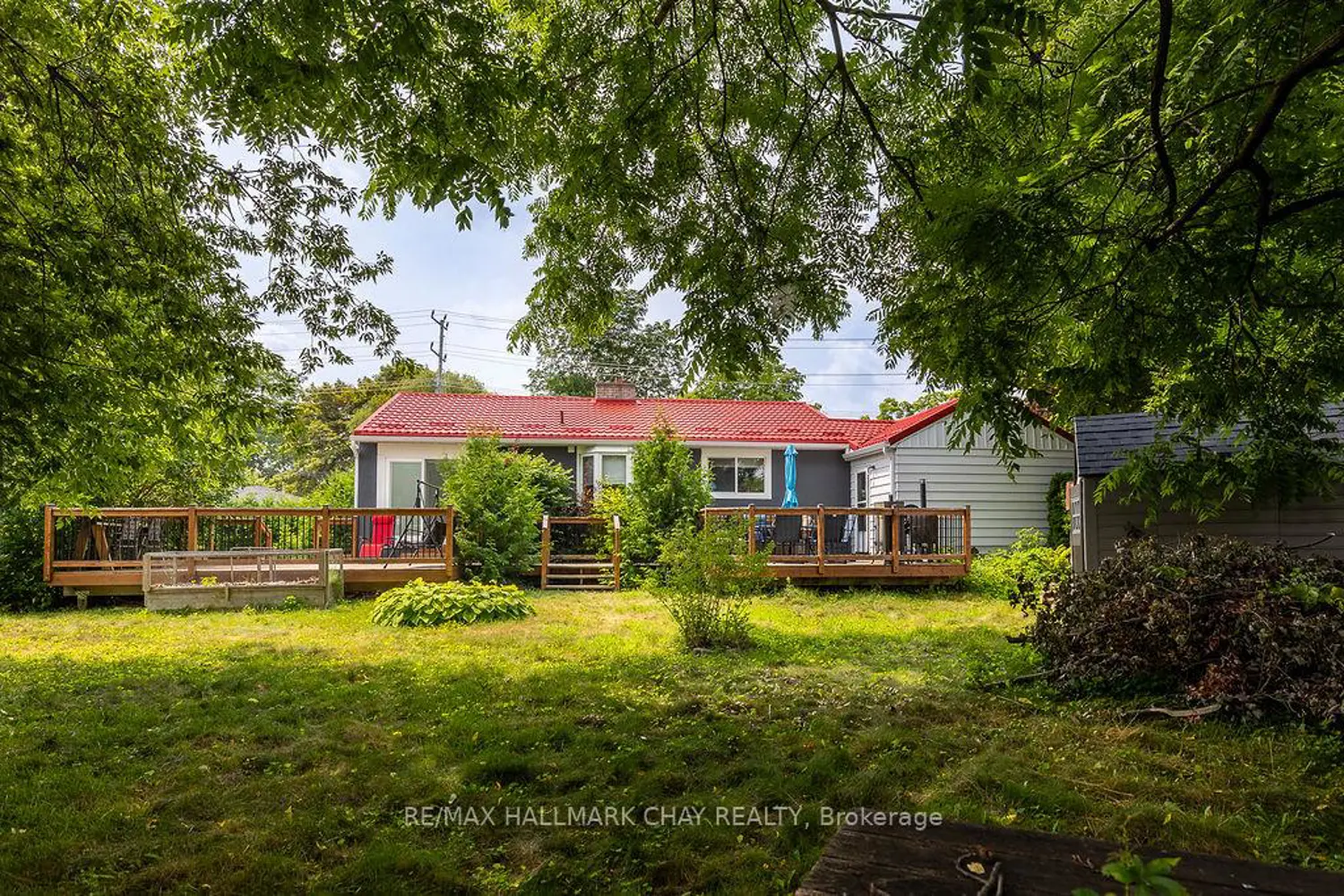 Additional image 6 of 325 Innisfil Street