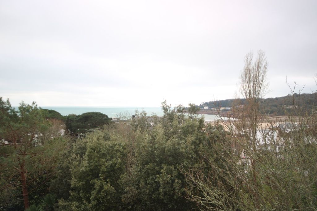 Additional image 26 of 3 bed flat to rentLe Mont Gras D'eau, St Brelade JE3