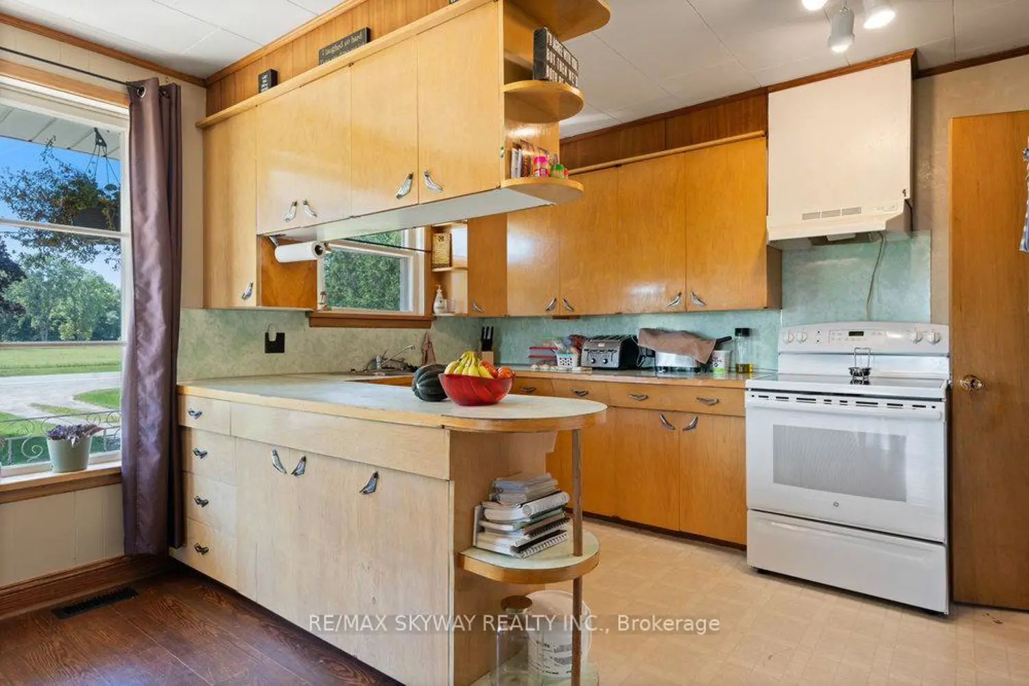 Additional image 11 of 1700 Highway 59