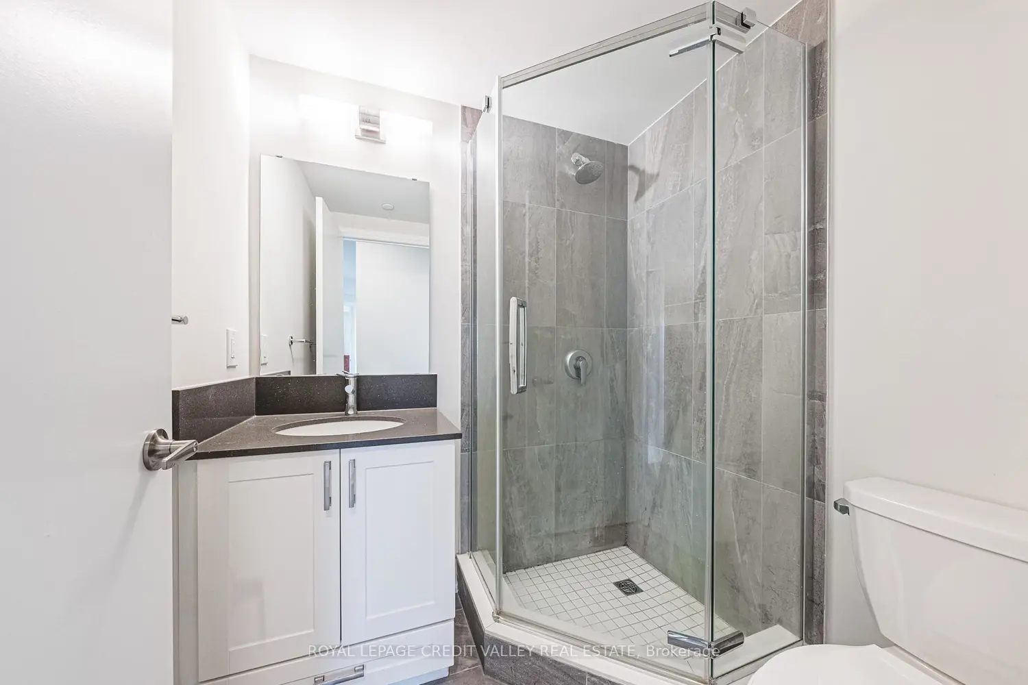 Additional image 13 of 58 Lakeside Terrace 317