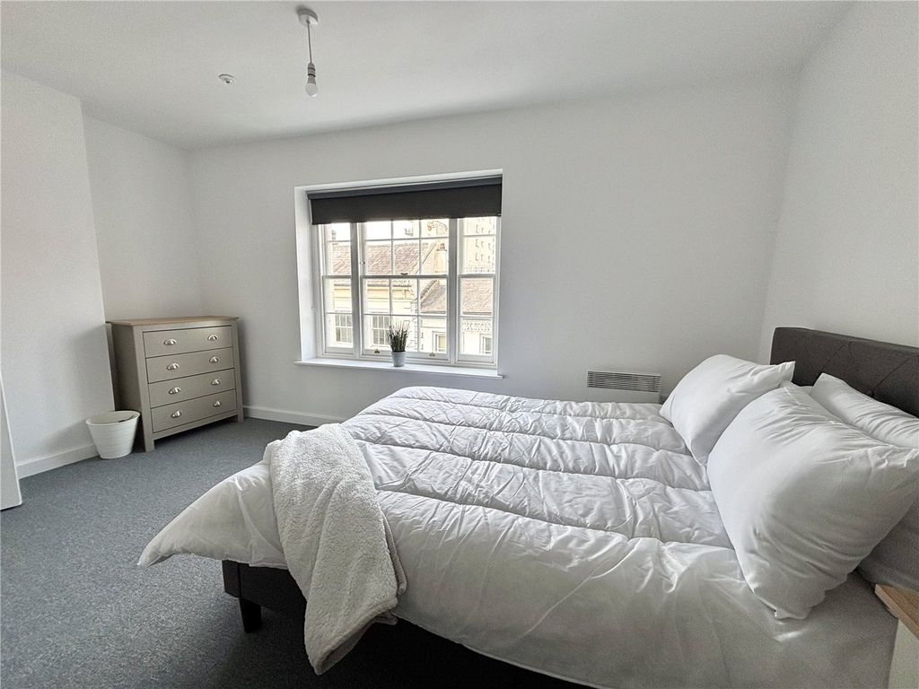 Additional image 10 of 7 bed property to rentBridge Street, Northampton, Northamptonshire NN1