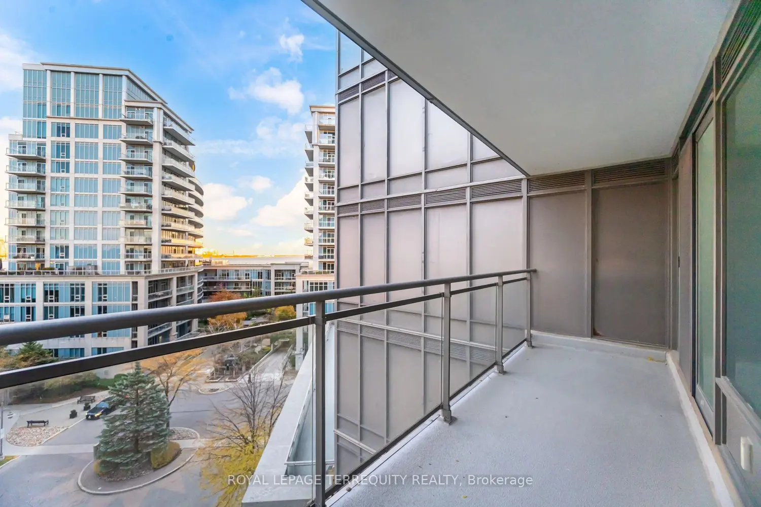 Additional image 12 of 2121 Lake Shore Boulevard 710