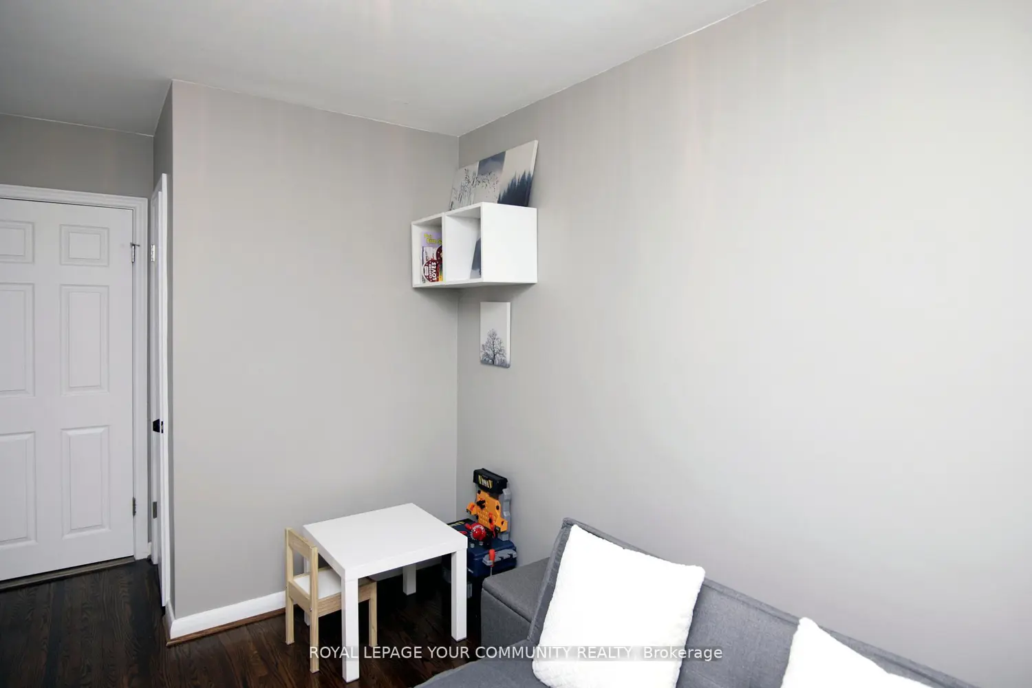 Additional image 10 of 136 Strathburn Boulevard