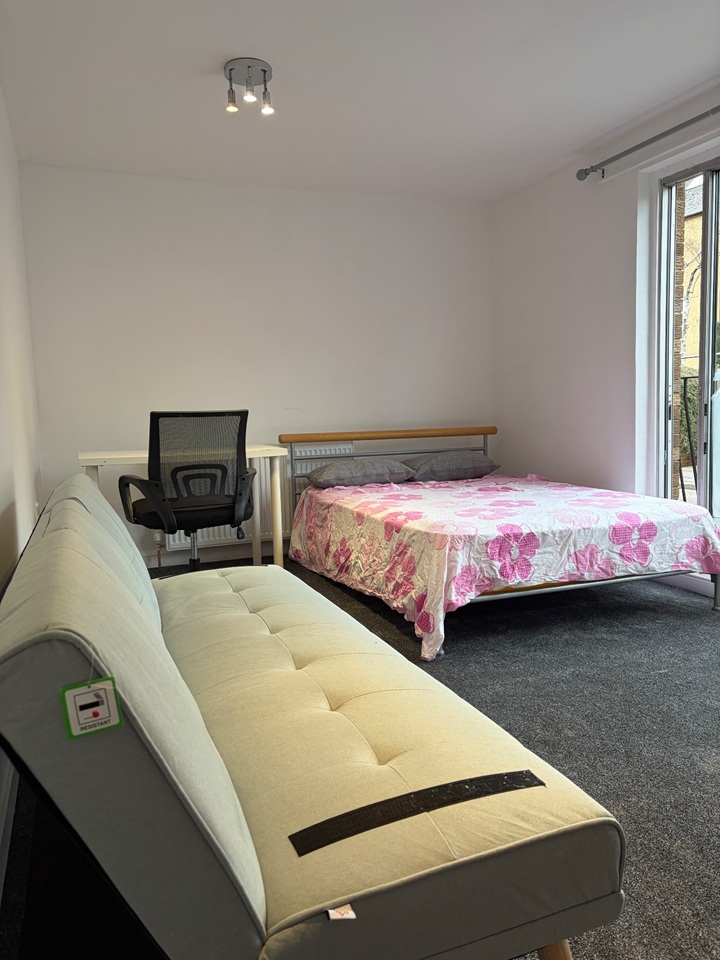 Additional image 4 of 2 Bed Flat, East Parkside, EH16, N1 7GU