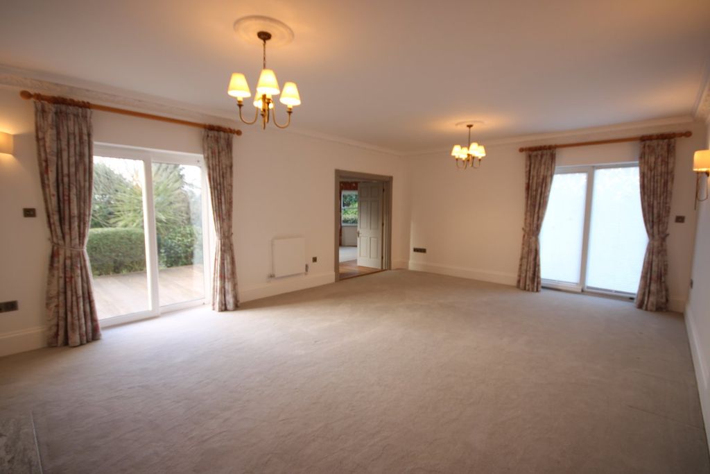 Additional image 8 of 5 bed detached house to rentLa Route Du Petit Clos, St Helier JE2