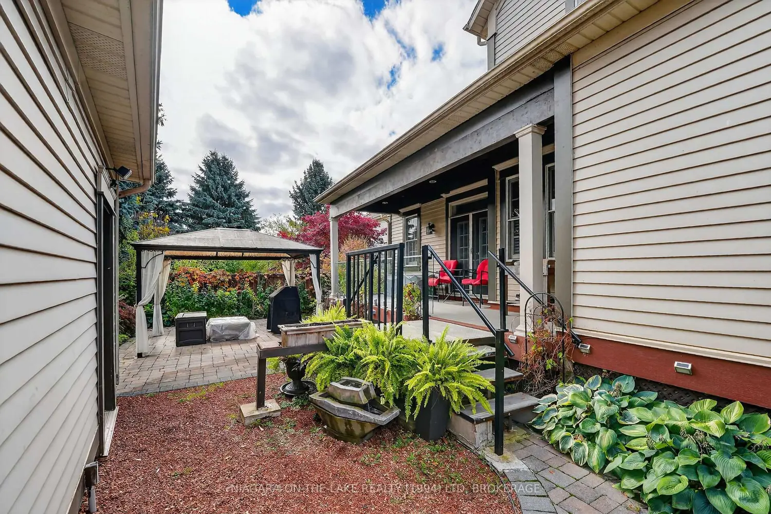 Additional image 17 of 642 Simcoe Street