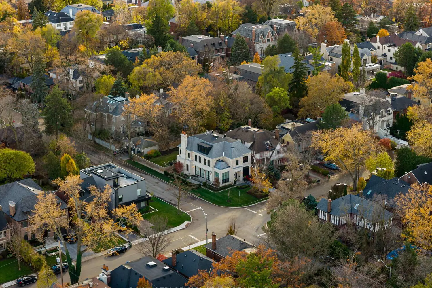 Additional image 17 of 207 Strathallan Boulevard