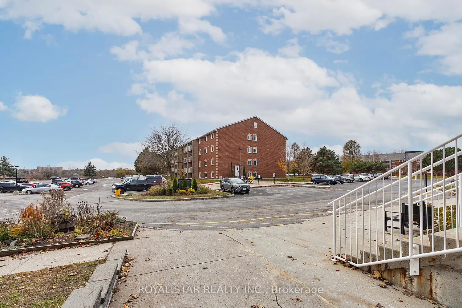 Additional image 3 of 580 Armstrong Road 114