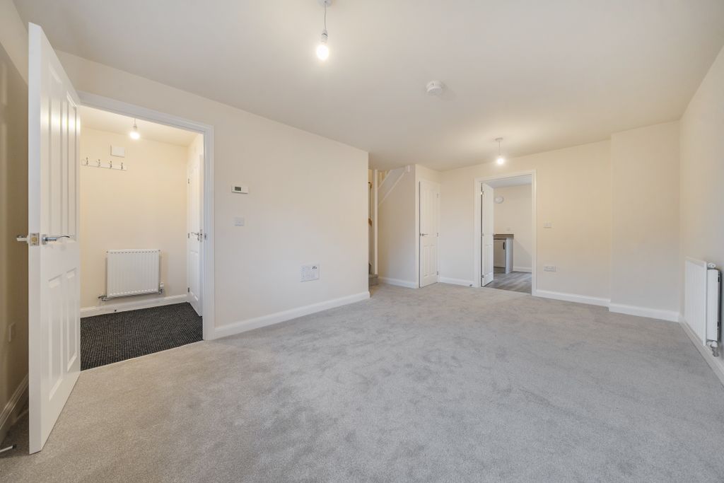 Additional image 3 of 3 bed semi-detached house to rentSouthwold Drive, Hampton Beach, Peterborough PE7