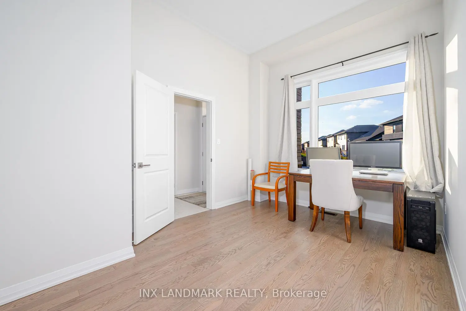 Additional image 2 of 3727 Lakepoint Drive