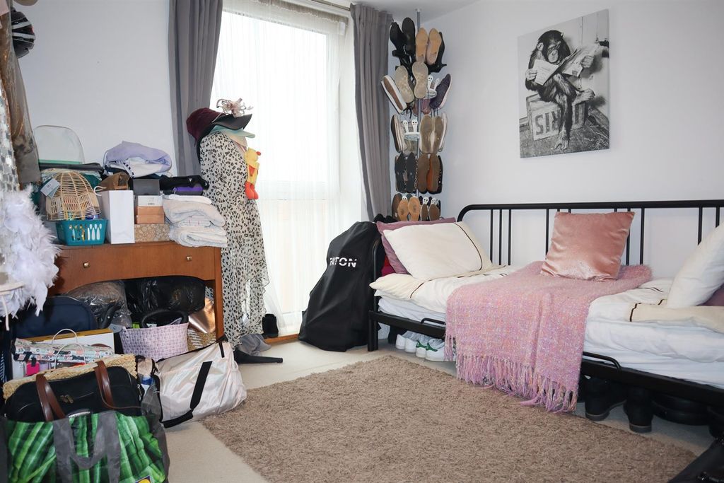 Additional image 8 of 2 bed flat to rentNewfoundland Way, Portishead, Bristol BS20