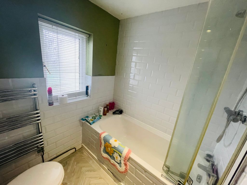 Additional image 4 of 3 bed property to rentCambrian Place, Haverfordwest SA61