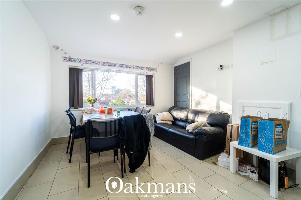 Additional image 7 of 8 bed detached house to rentRookery Road, Selly Oak, Birmingham B29