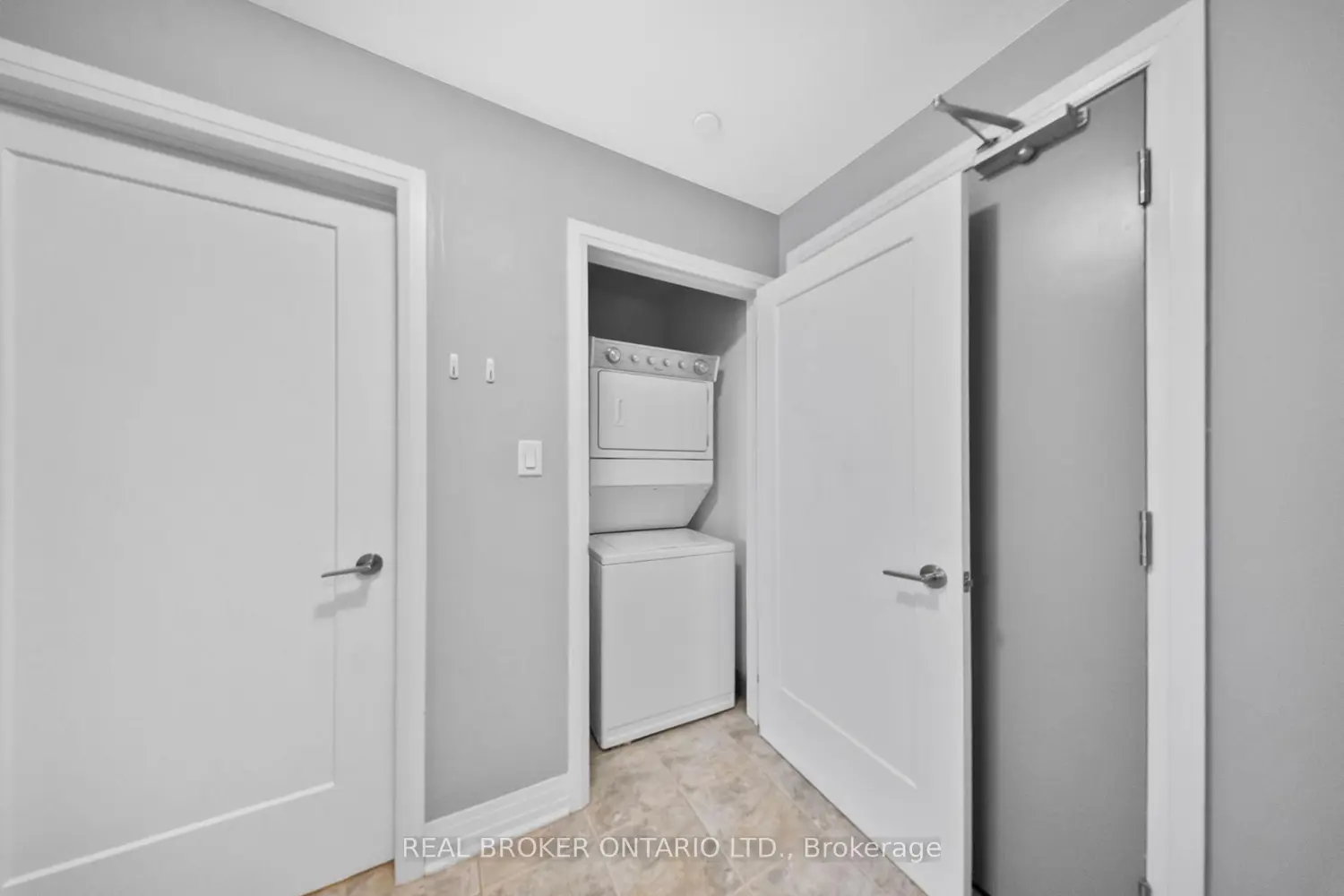 Additional image 2 of 10 Concord Place 110