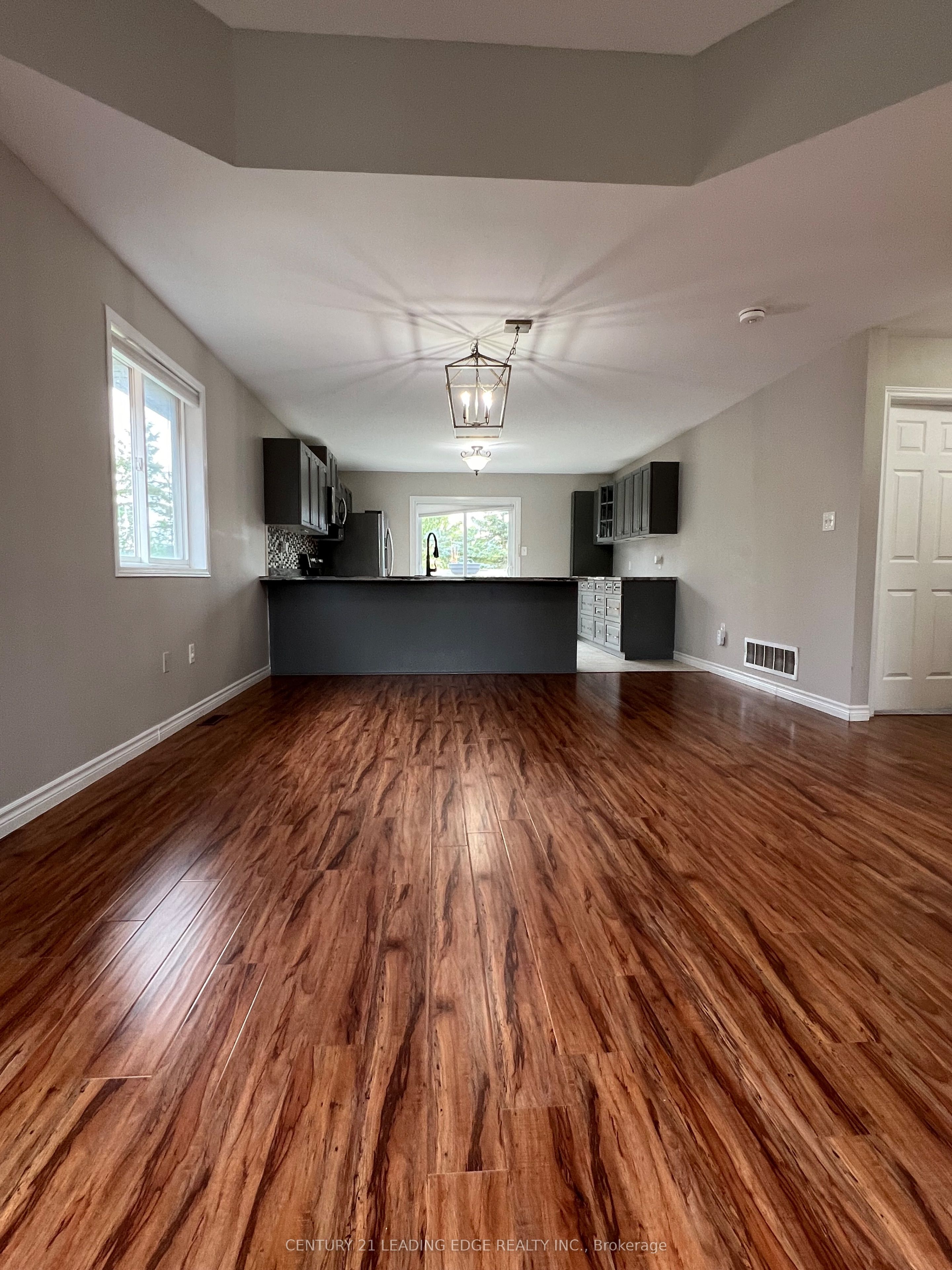 Additional image 6 of Upper-23 Dunsmore Lane, Barrie, ON, L4M 7A1