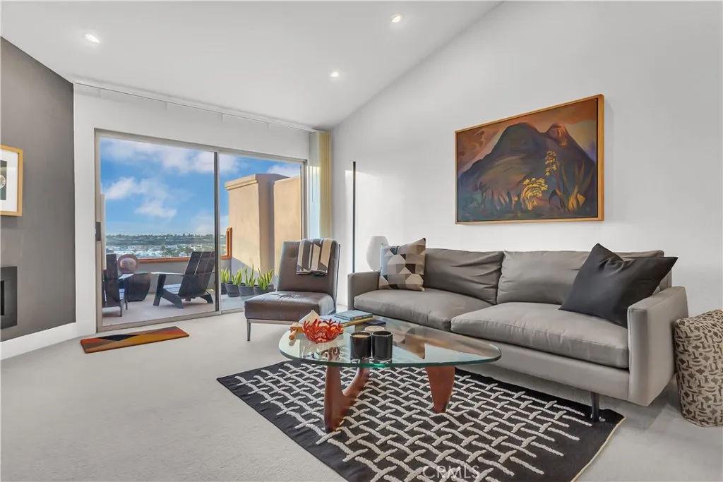 Additional image 37 of 128 Villa Point Dr, Newport Beach, CA 92660