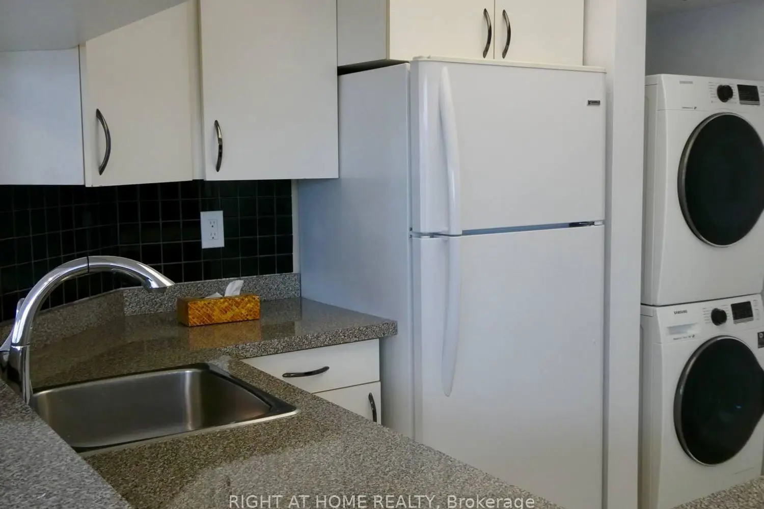 Additional image 2 of 1001 Bay Street 3104
