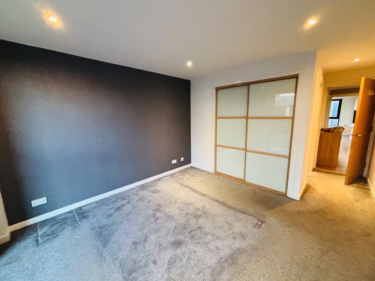 Additional image 6 of 2 Bed Flat, Stobcross Street, G3, N1 7GU