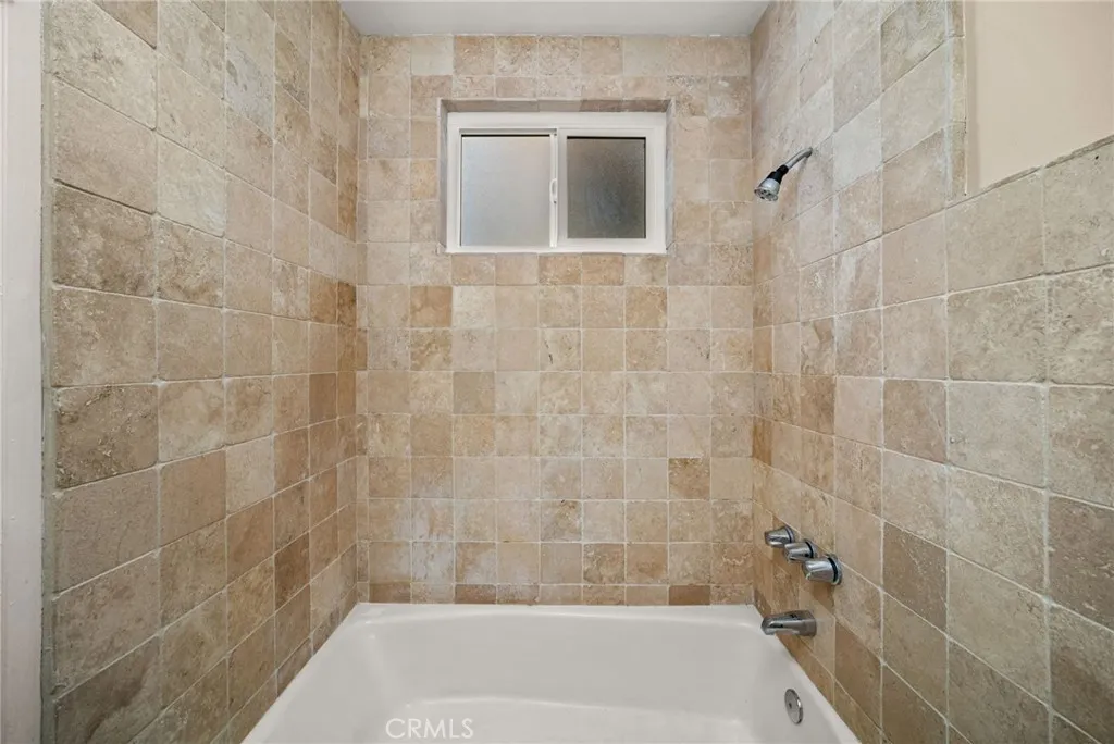 Additional image 106 of 3751 Prestwick Dr, Los Angeles, CA 90027