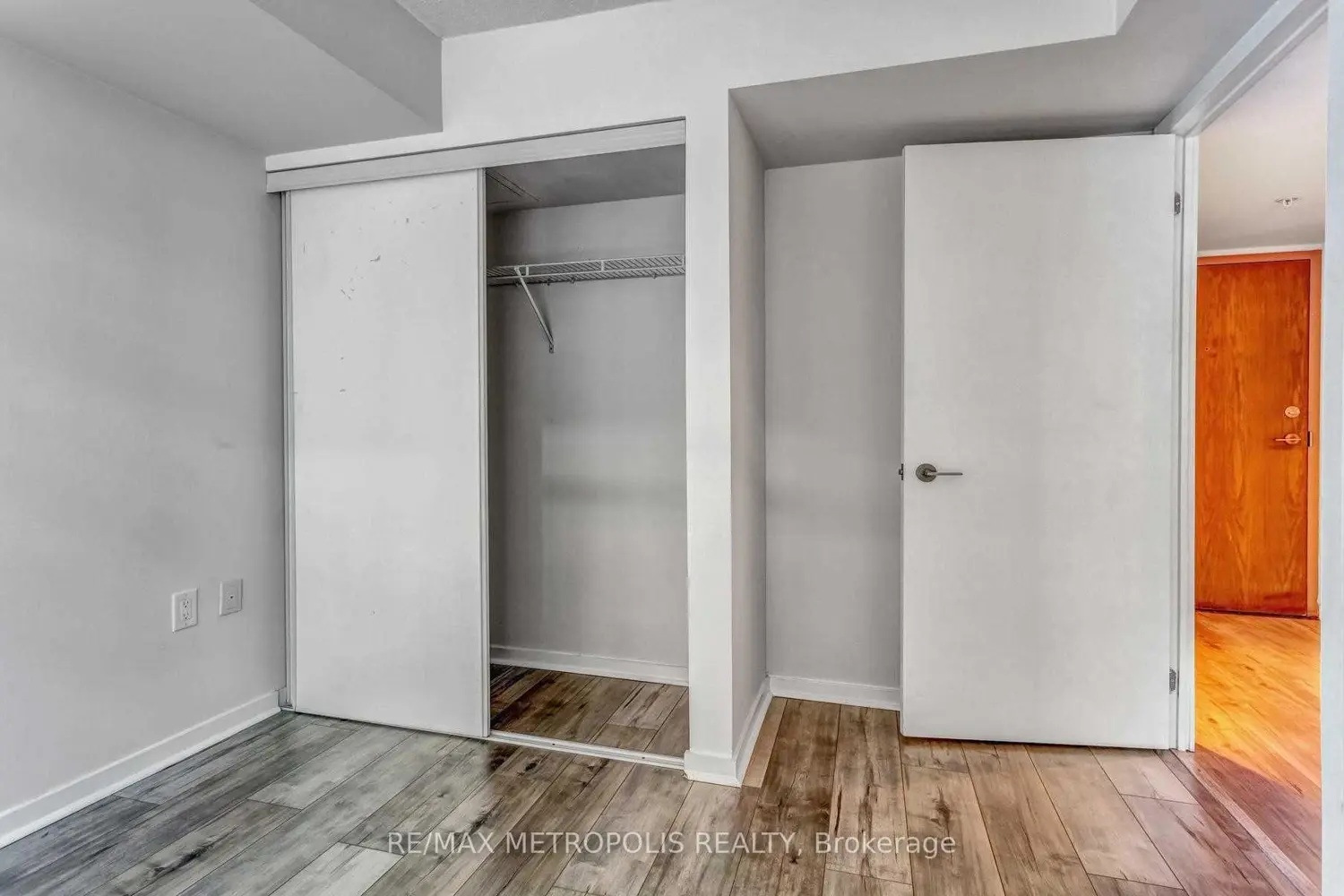 Additional image 12 of 36 Lisgar Street 712E